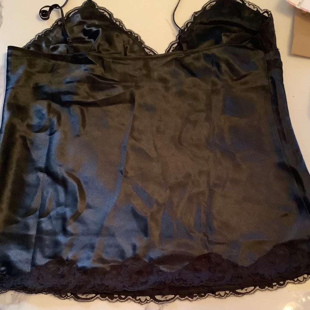 EUC CAMI